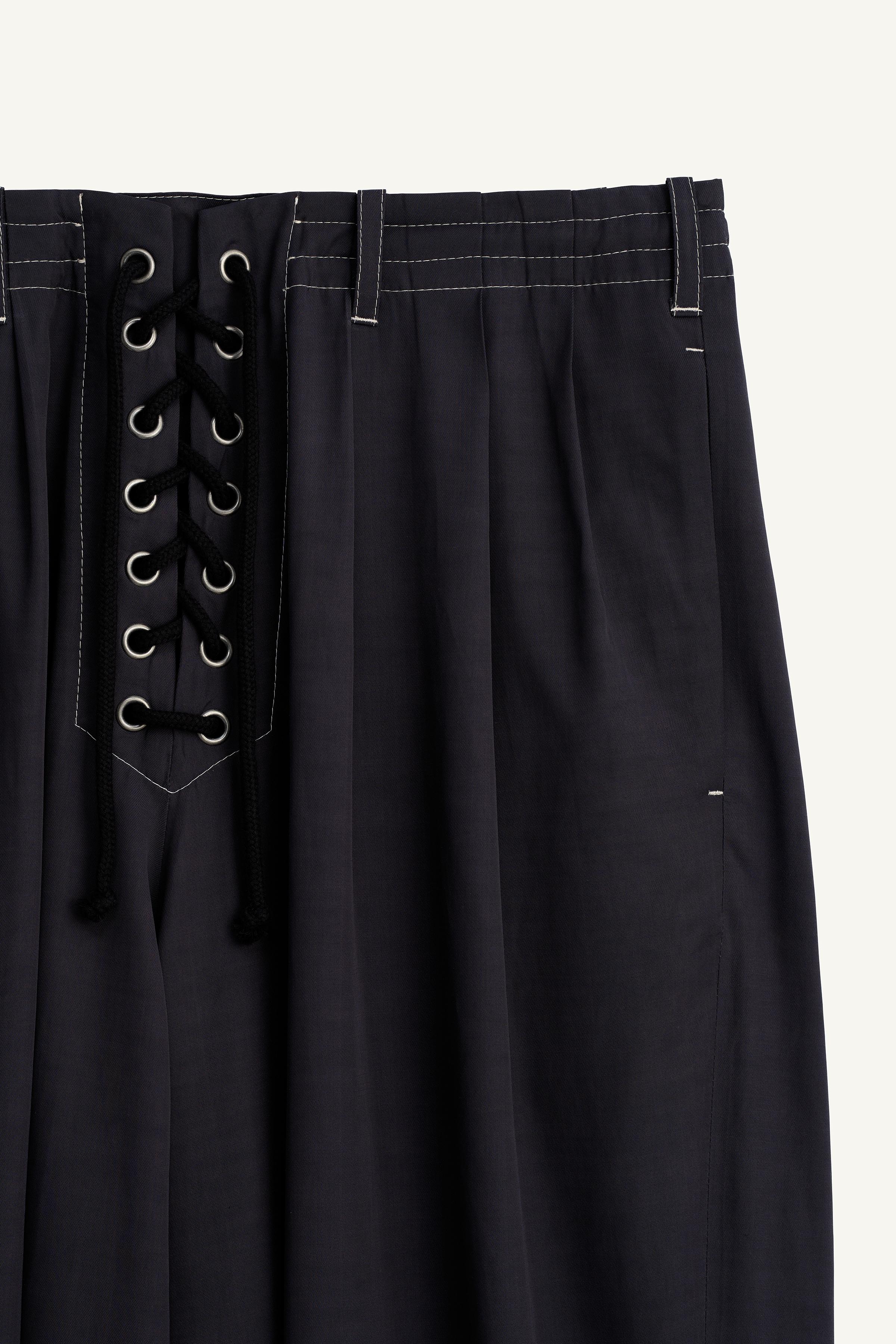 PANTALON FLUIDE À LACETS